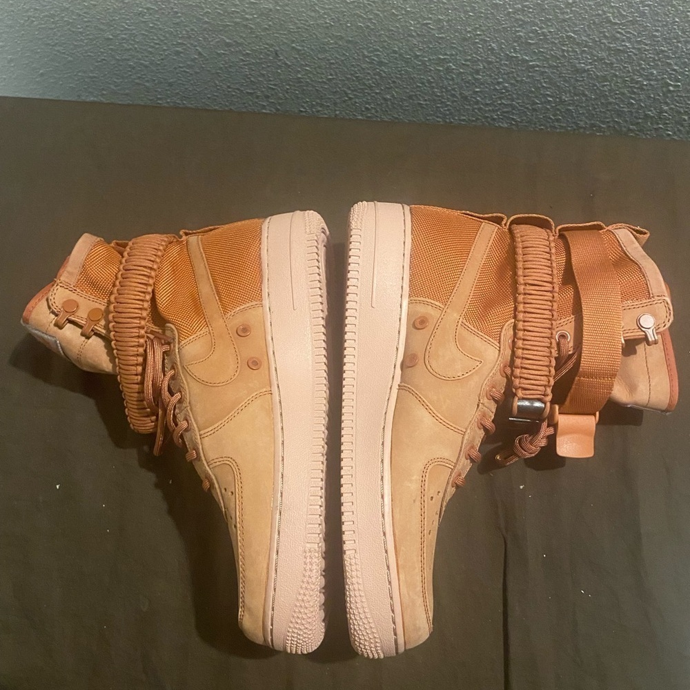 SF Air Force 1 High Dusty Peach men size 9 same women size 10.5 missing 1 strap - Picture 3 of 7